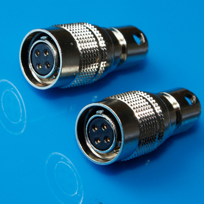 Homem de 4 conectores circulares do Pin  e conector fêmea para Technica audio